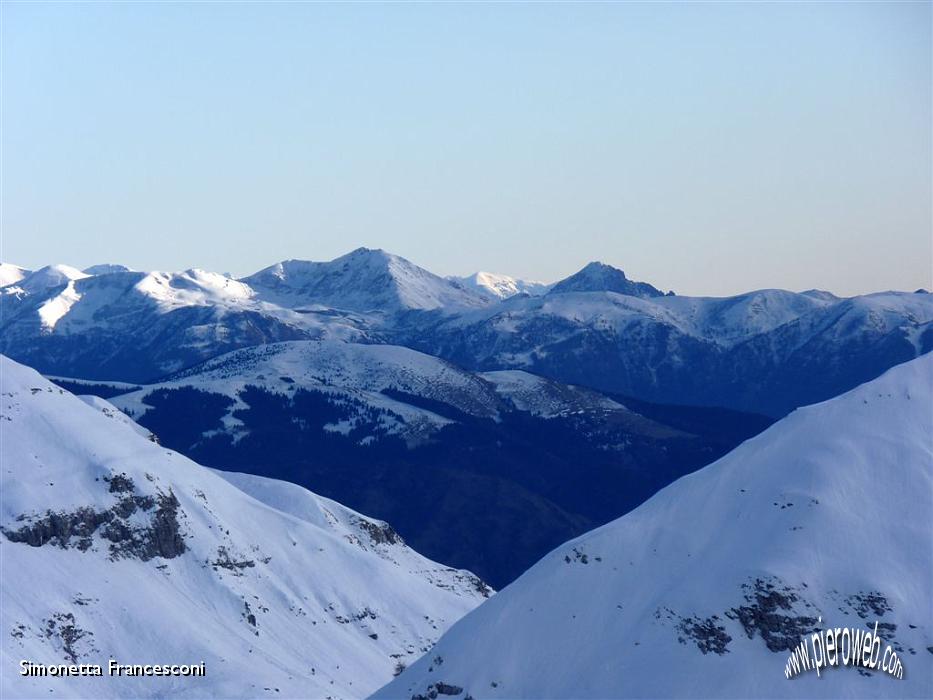 17 VEDUTA DAL RIFUGIO.JPG